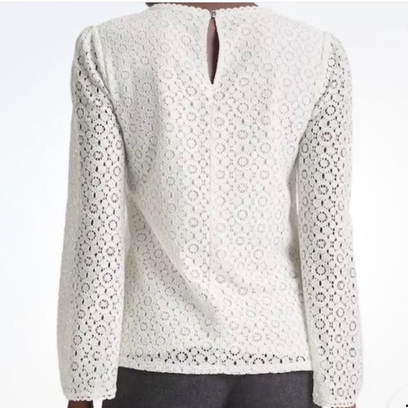 Banana Republic Ivory Lace Bell Sleeve Blouse Size Small - Picture 2 of 12